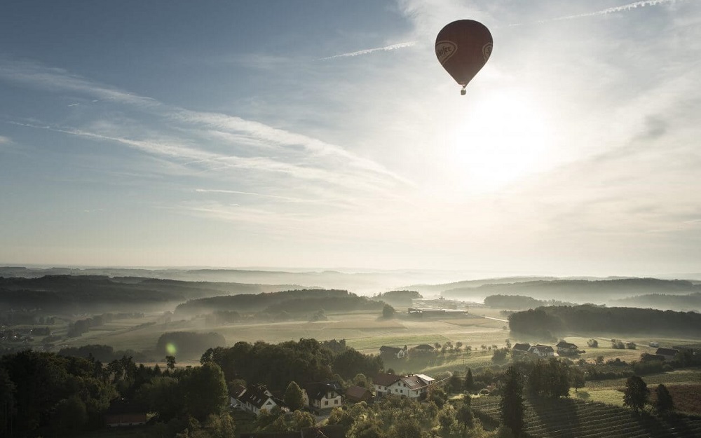 Dein neuer Job im Ballonhotel Thaller